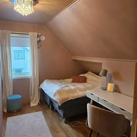 Modern 6 Bedroom House Tromsø