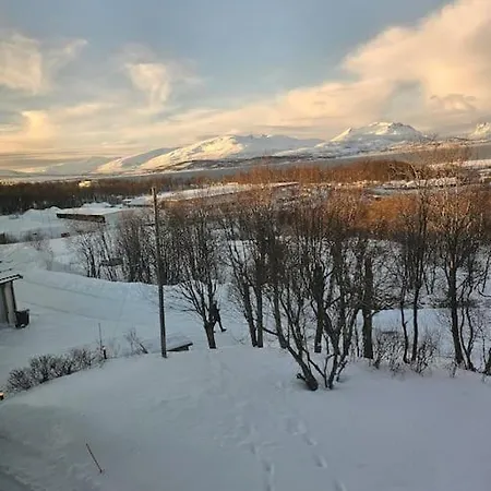 Modern 6 Bedroom House * Tromsø
